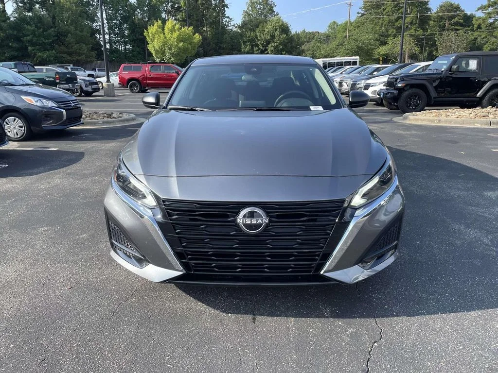 Used 2025 Gray Nissan S FWD image 2