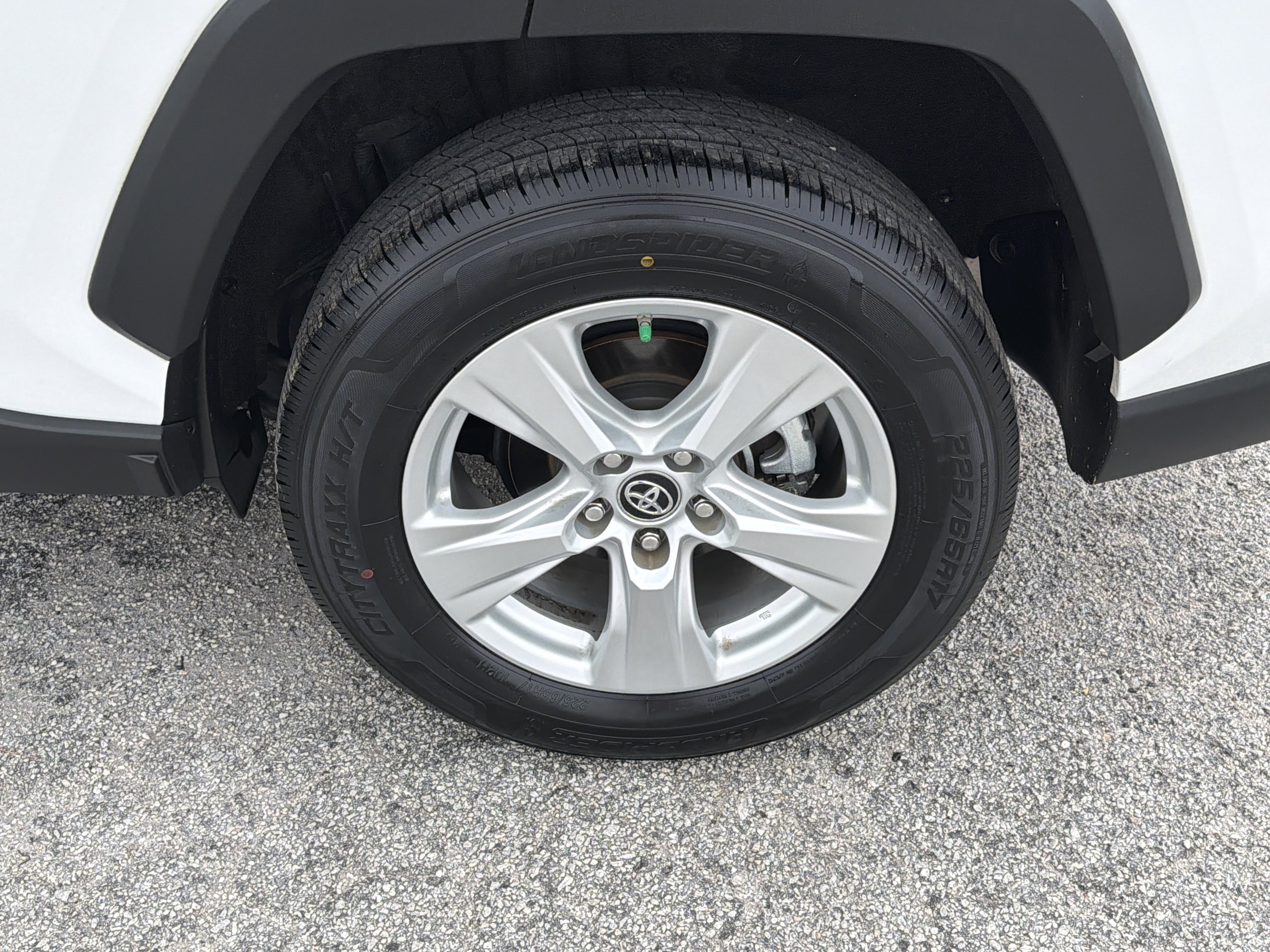 Used 2019 Super White Toyota XLE image 22