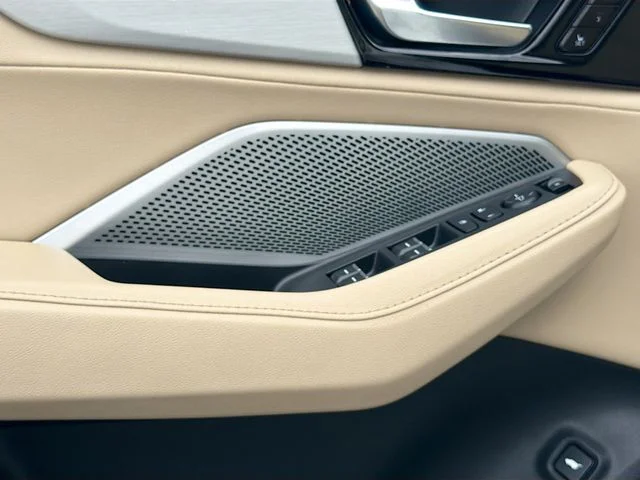 Used 2025 White Acura Base image 18