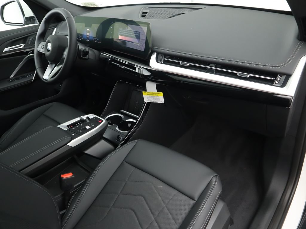 2025 BMW X1 28i - Photo 19