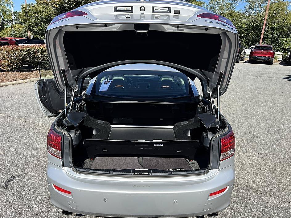 Used 2012 Mercury Metallic Lexus 250 C image 15