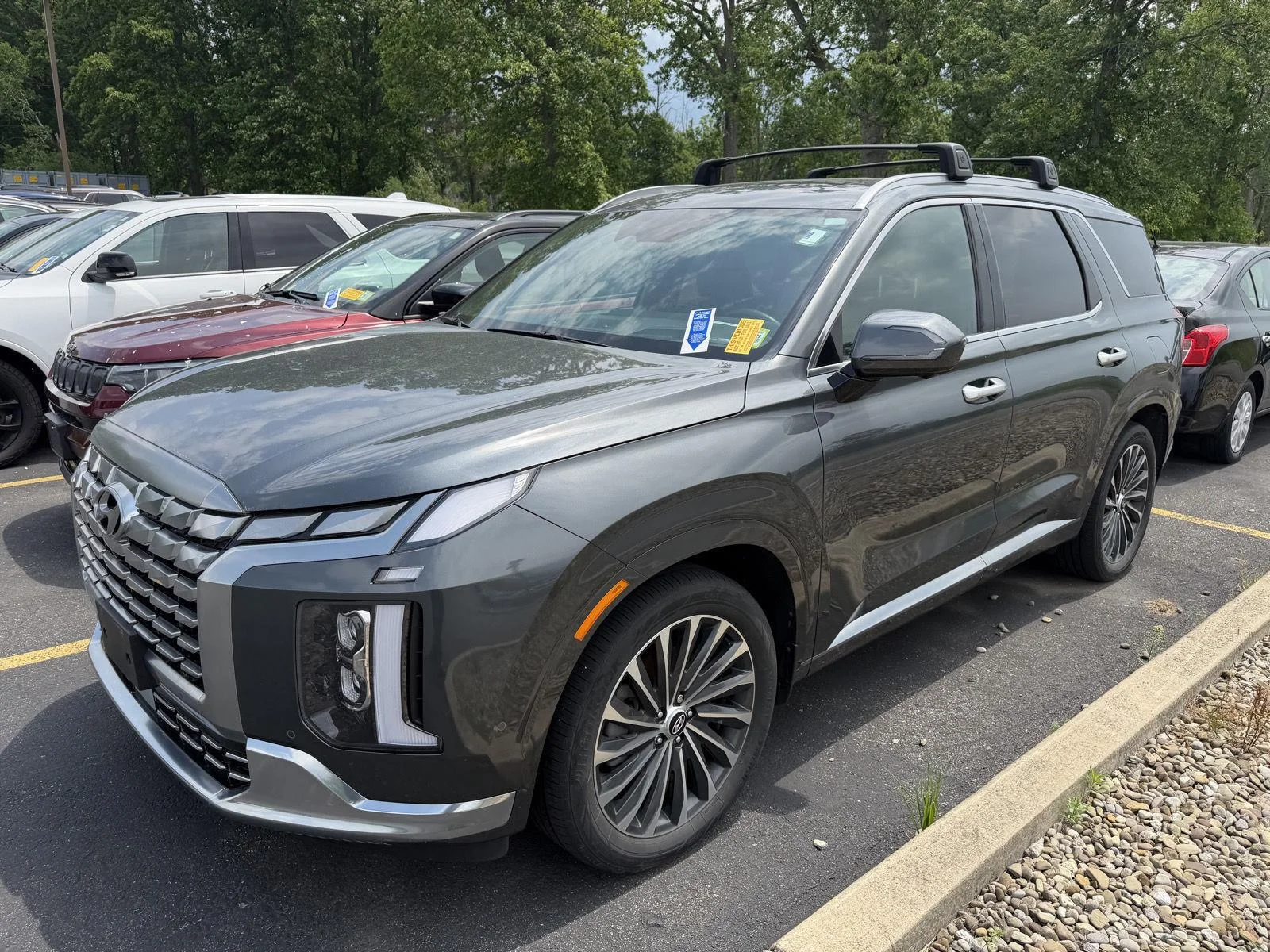 Used 2023 Steel Graphite Hyundai Calligraphy image 3