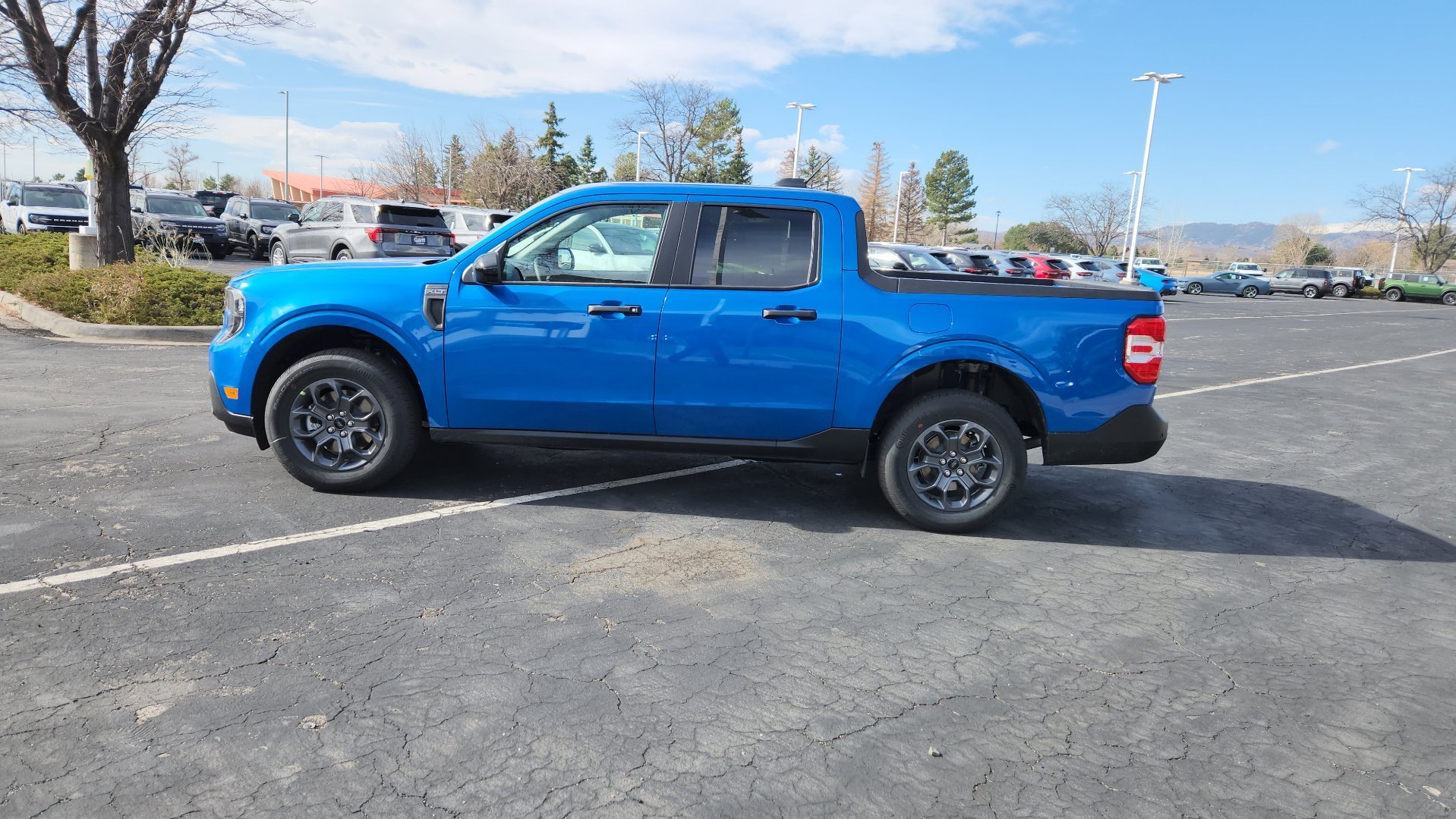New 2026 Velocity Blue Ford XLT image 7