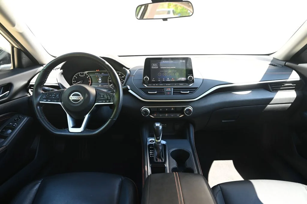 2022 Nissan Altima SR - Photo 31