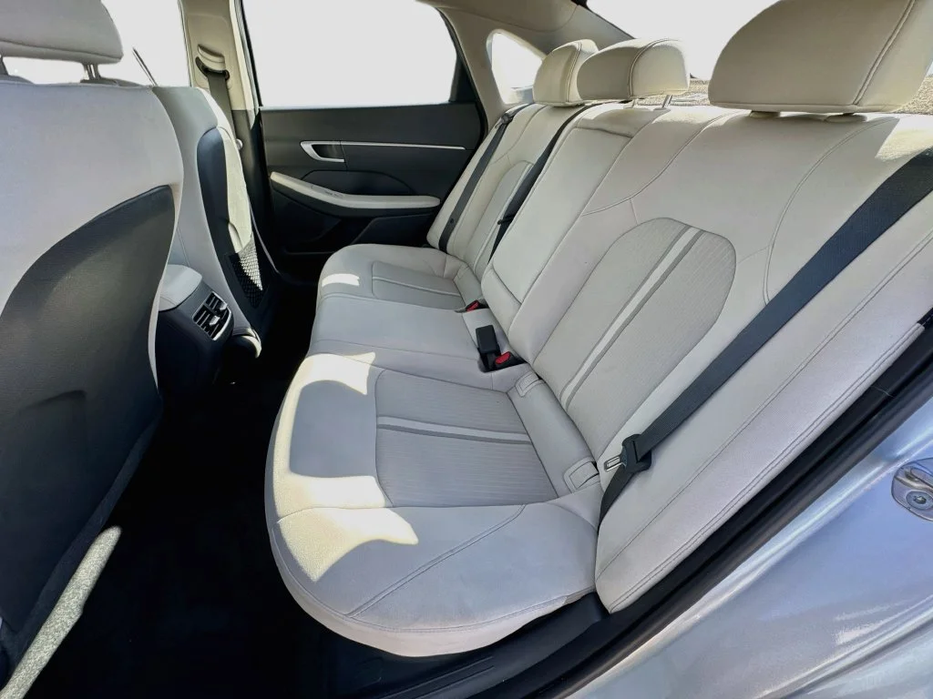 Used 2024 Silver Hyundai SEL image 28