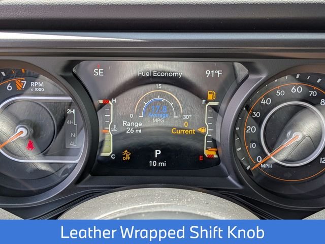 New 2026 Hydro Blue Pearl-Coat Exterior Paint Jeep Sahara image 34