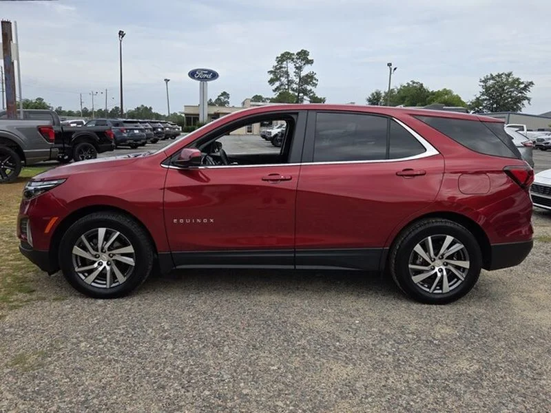 Used 2024 Radiant Red Chevrolet LT image 5