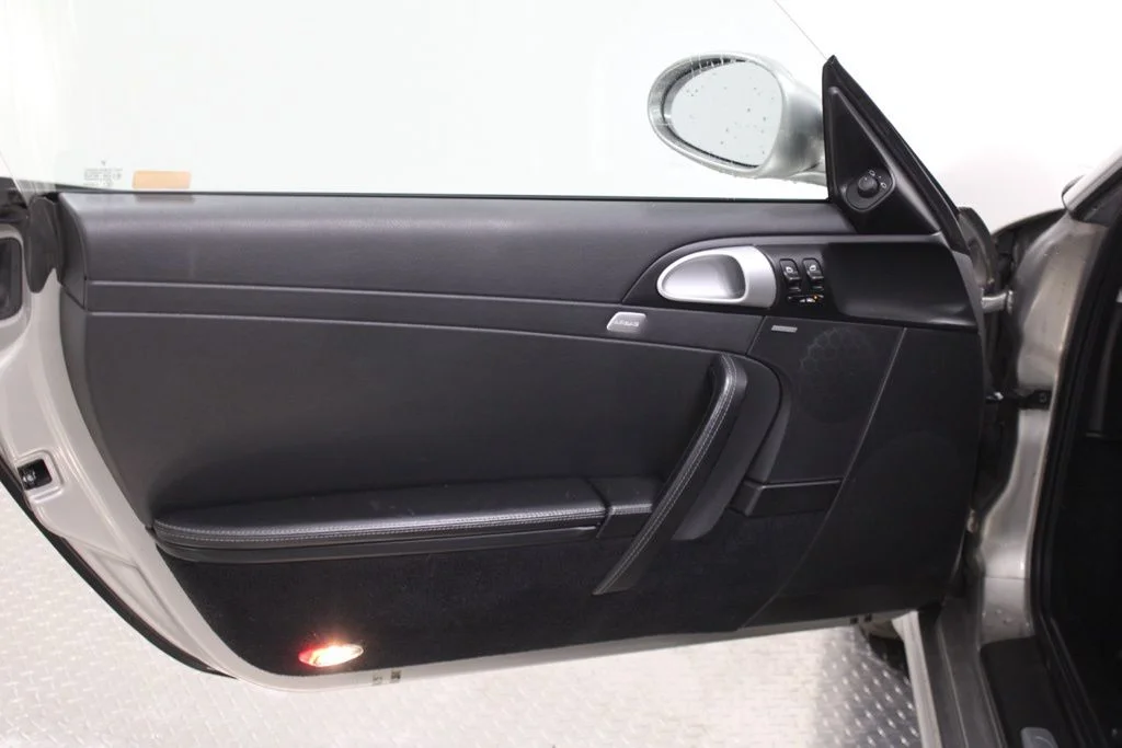 Used 2012 Platinum Silver Metallic Porsche Carrera S image 18