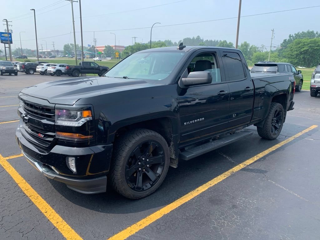Used 2016 BLACK Chevrolet LT image 1