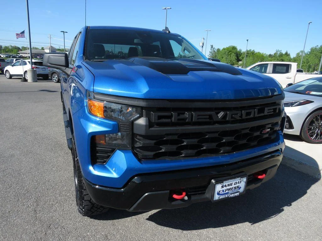 Used 2022 Glacier Blue Metallic Chevrolet Custom Trail Boss image 5