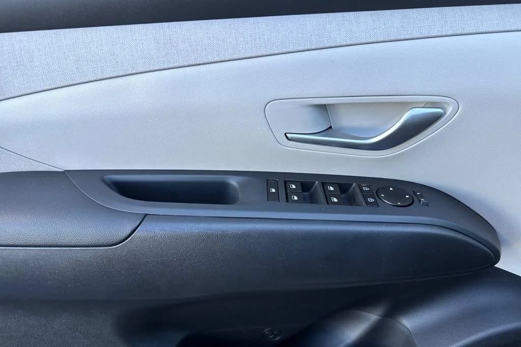 2025 Hyundai Tucson SEL Convenience - Photo 11