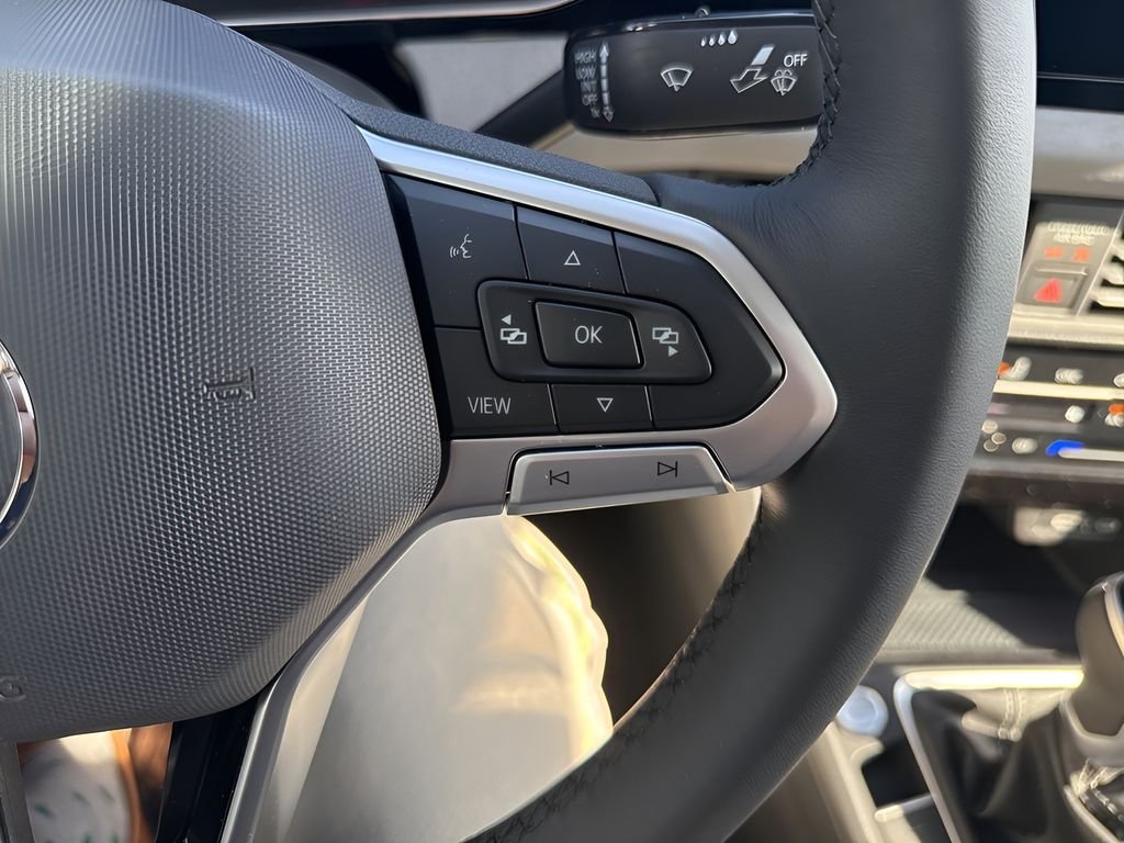 2026 Volkswagen Jetta SE - Photo 16