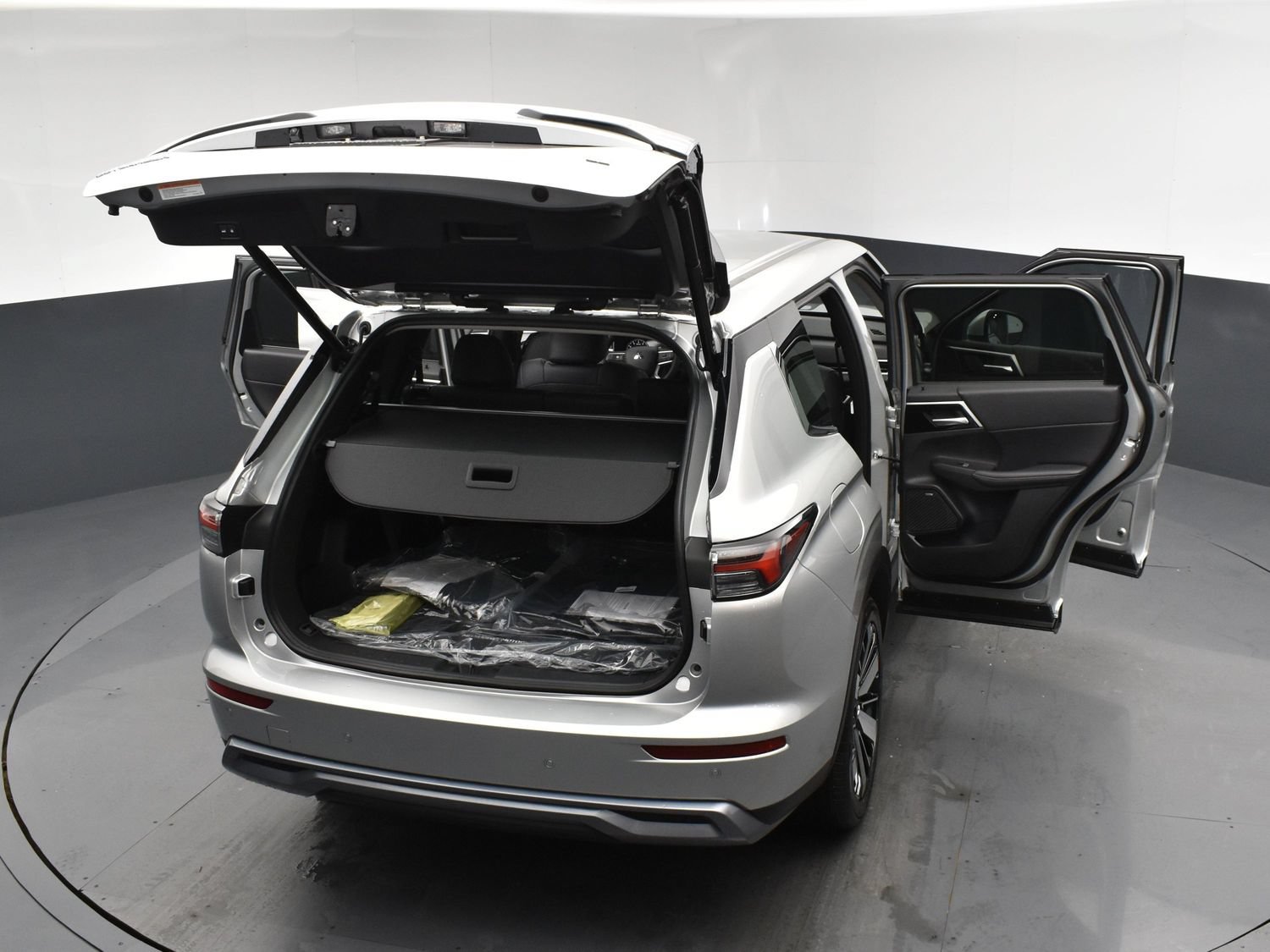 New 2026 Gray Mitsubishi SE 1.5T S-AWC image 28