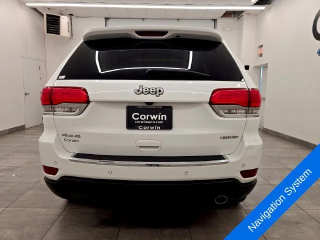 Used 2018 Bright White Clearcoat Jeep Limited image 4
