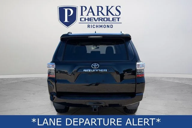 Used 2019 Black Toyota SR5 image 7