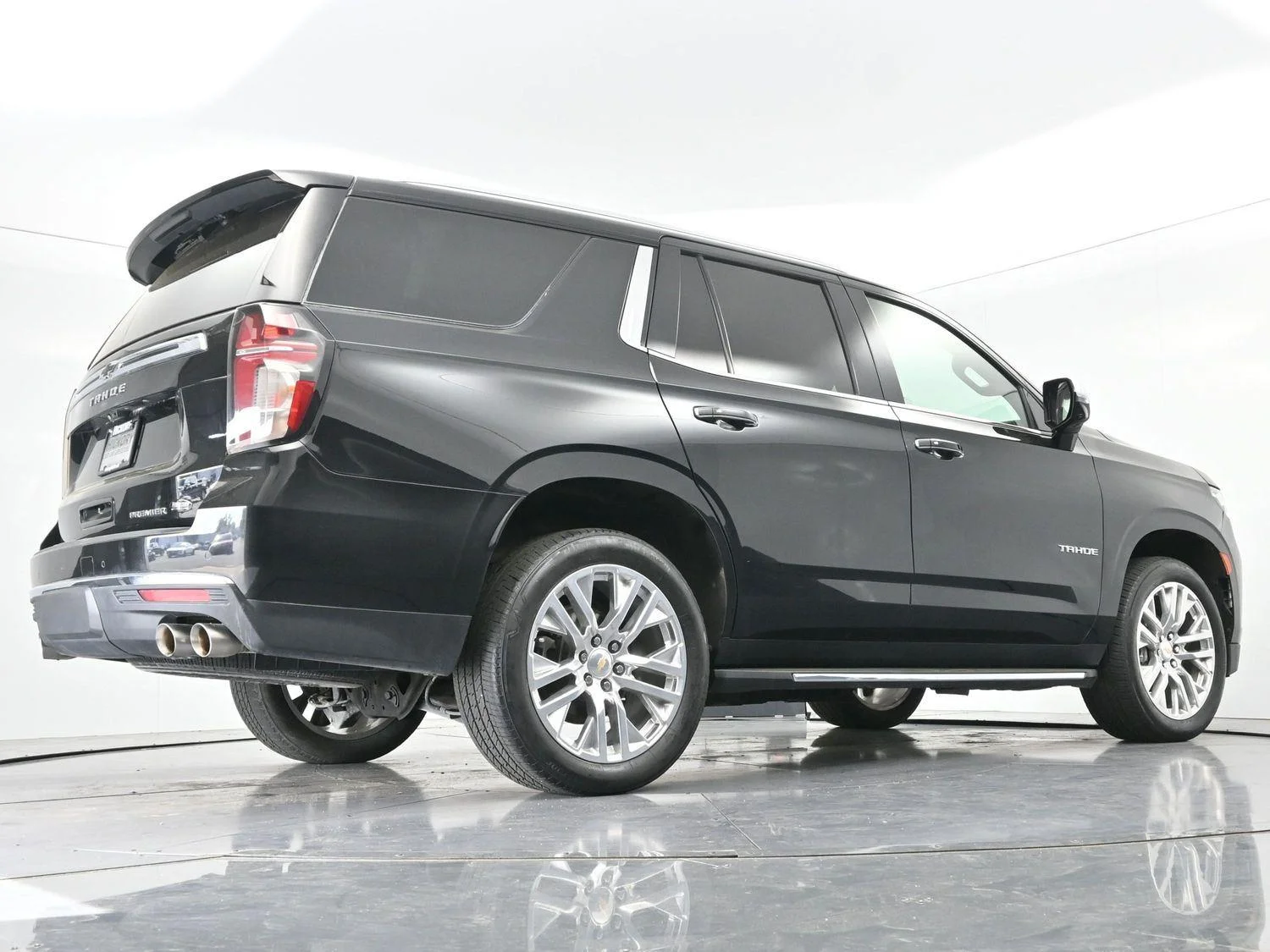 Used 2021 Black Chevrolet Premier image 59