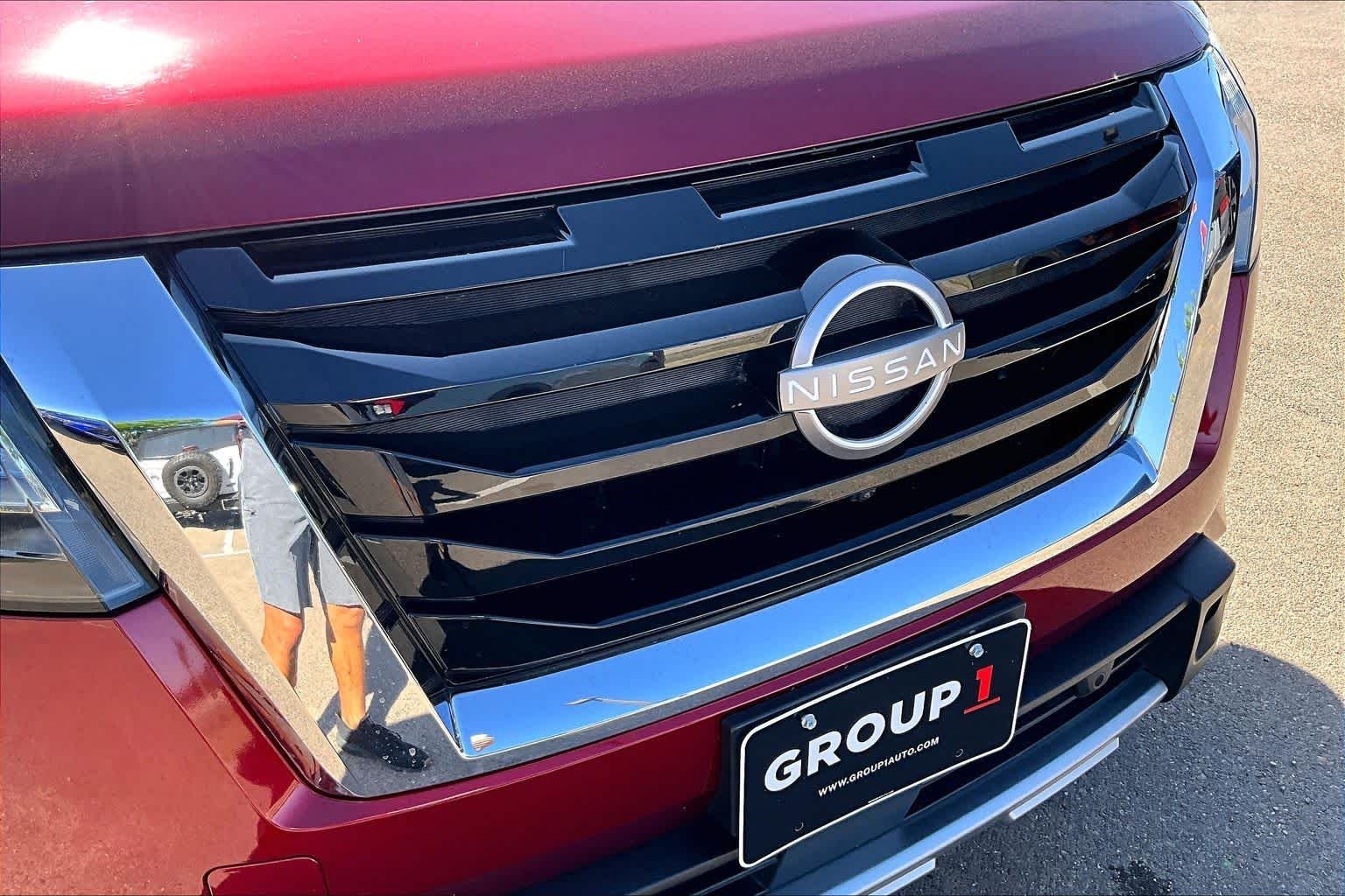 Used 2024 Scarlet Ember Nissan SL image 30