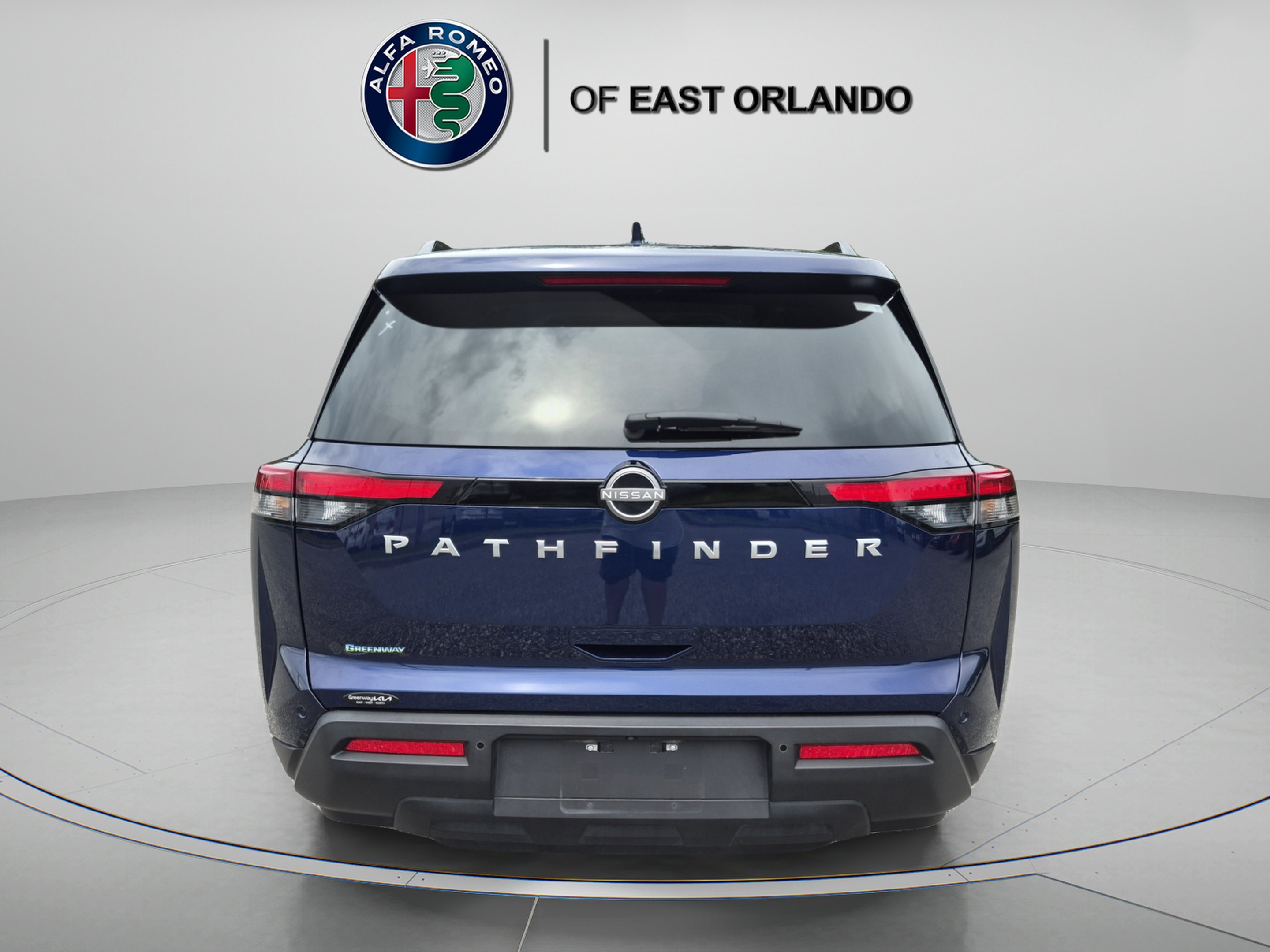 2025 Nissan Pathfinder SV - Photo 6