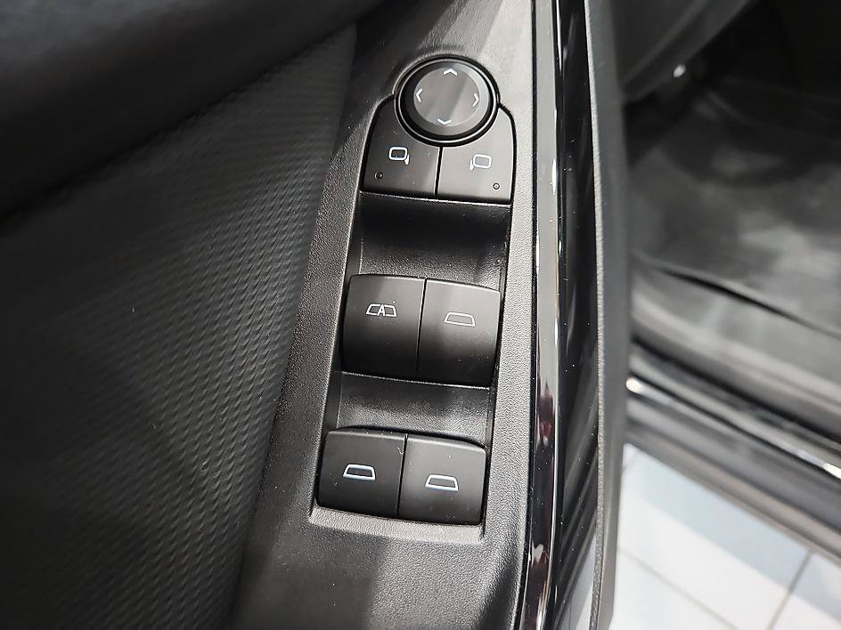 2026 Chevrolet Equinox LT - Photo 13