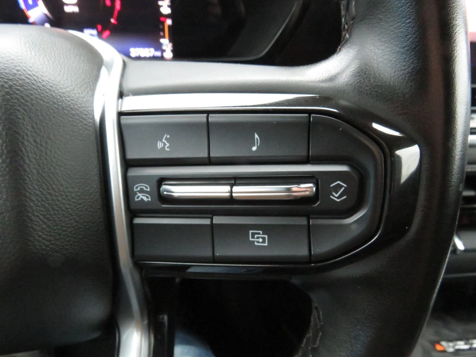 Used 2023 Harvest Bronze Metallic Chevrolet 4WD LT image 30