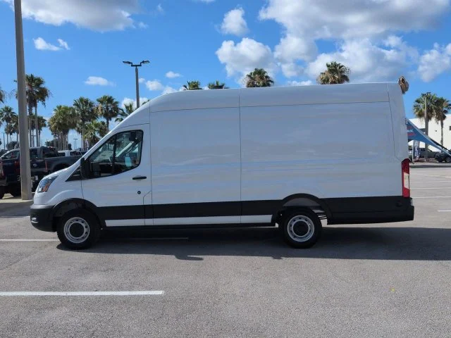 New 2026 White Ford Base image 7