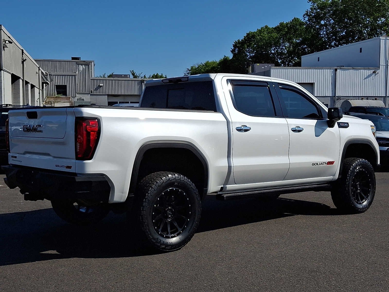 Used 2020 White Frost Tricoat GMC Denali image 6