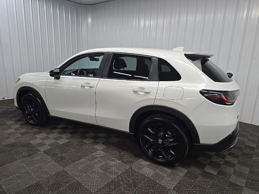 Certified Used 2024 White Honda Sport image 4