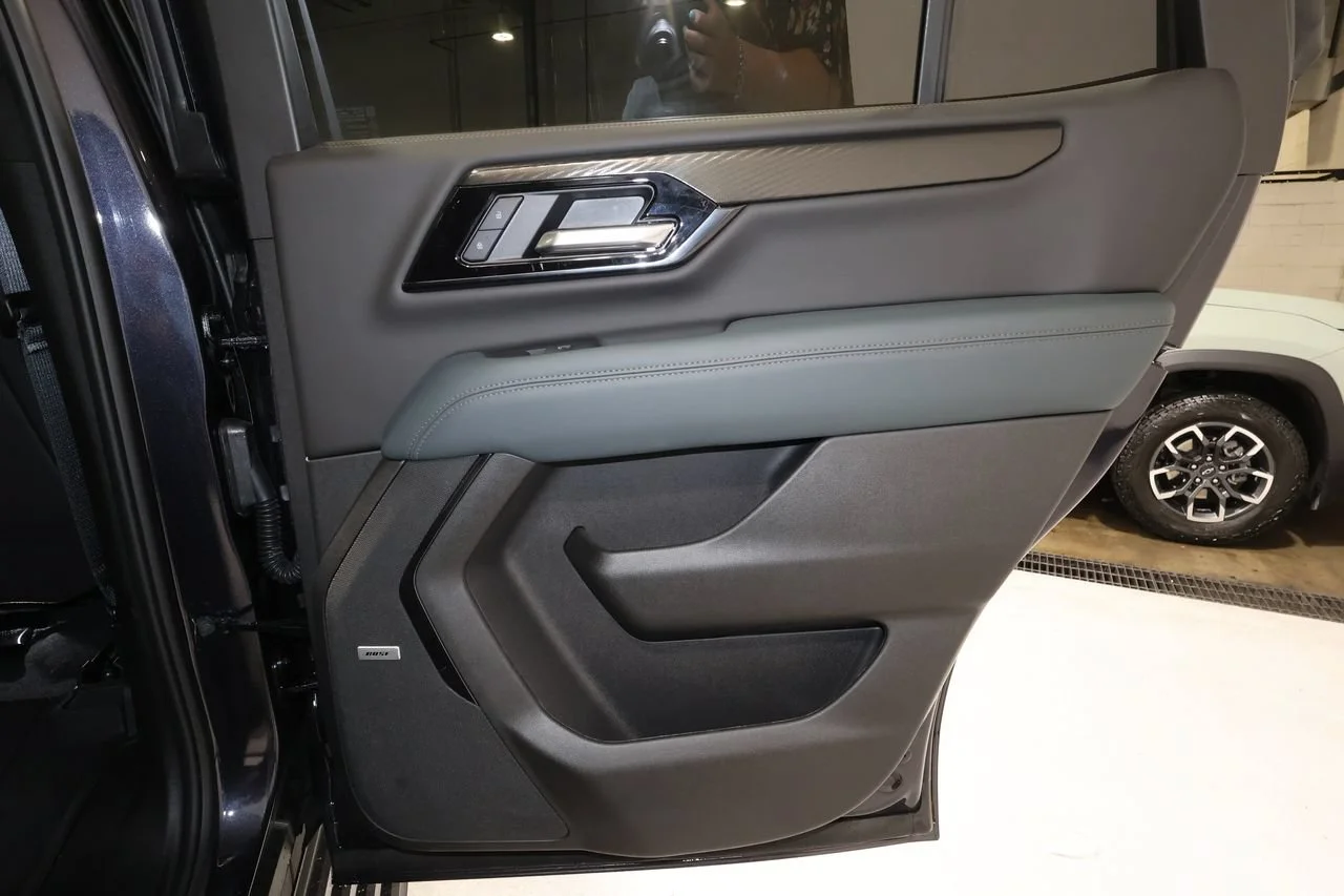 Used 2026 Titanium Rush Metallic GMC AT4 image 23