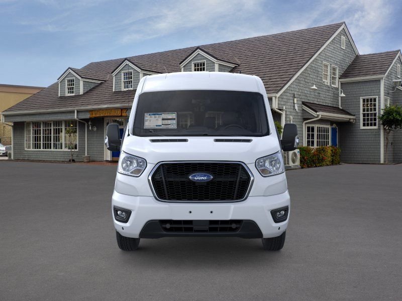 New 2025 Oxford White Ford XLT image 6