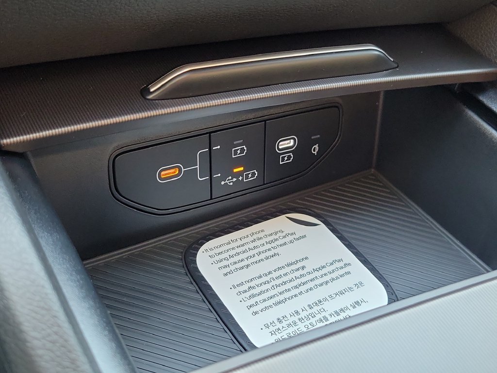 New 2027 Snow White Pearl Kia EX image 34