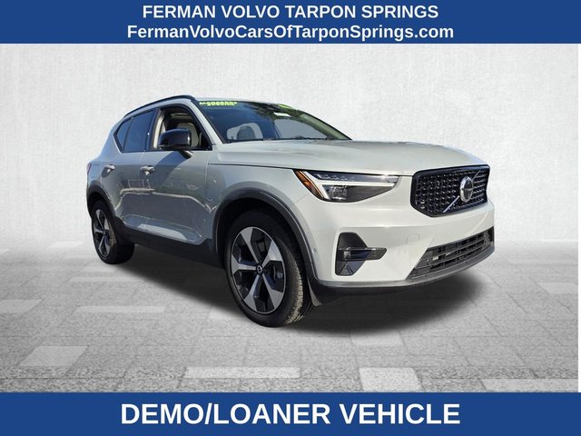 2026 Volvo XC40 Plus
