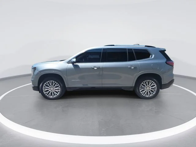 Used 2025 Silver GMC Denali image 5