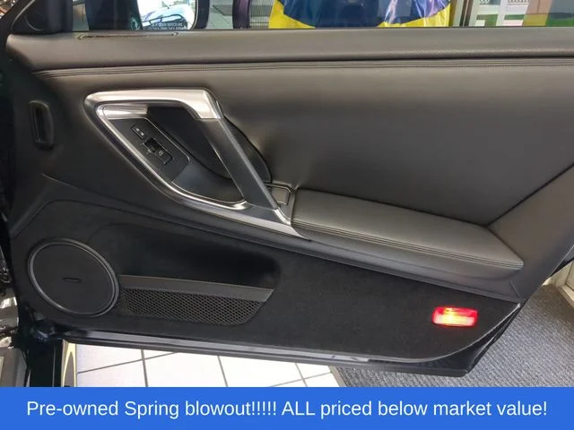 Used 2009 Black Nissan Premium image 36