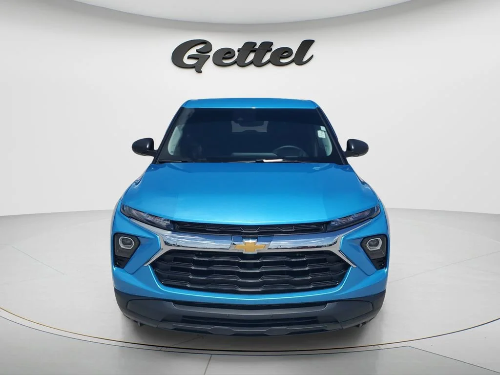 Used 2025 Marina Blue Metallic Chevrolet LS image 3