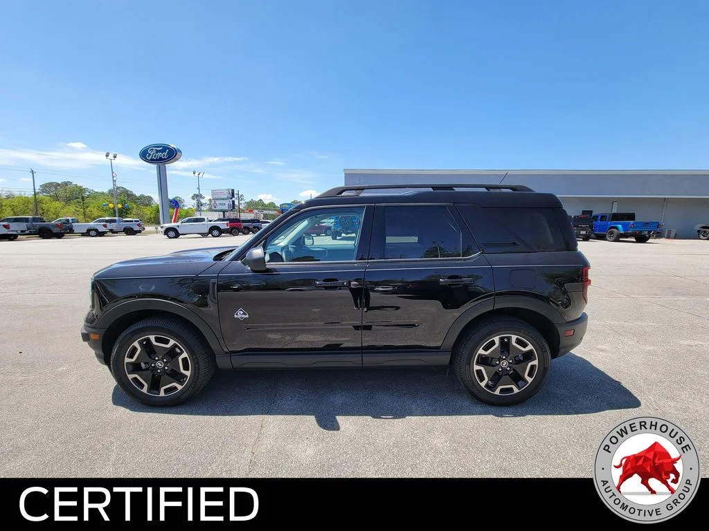 Used 2023 Black Ford Outer Banks image 3