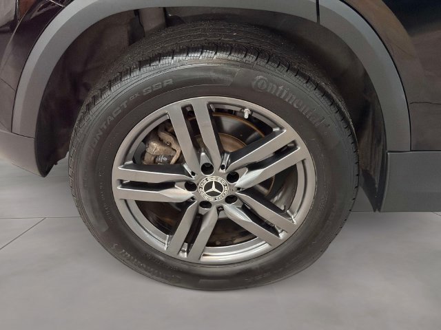 Certified Used 2024 Black Mercedes-Benz GLA 250 image 7