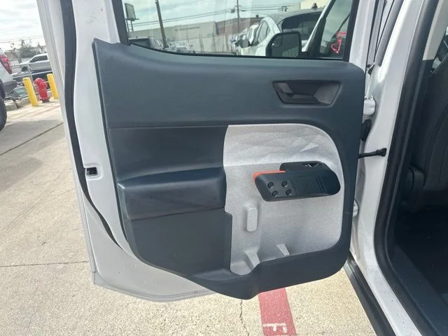 Used 2023 White Ford XLT image 9