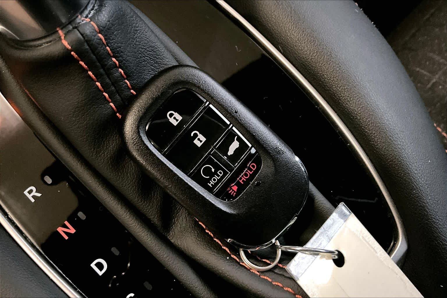 2025 Honda HR-V Sport - Photo 14