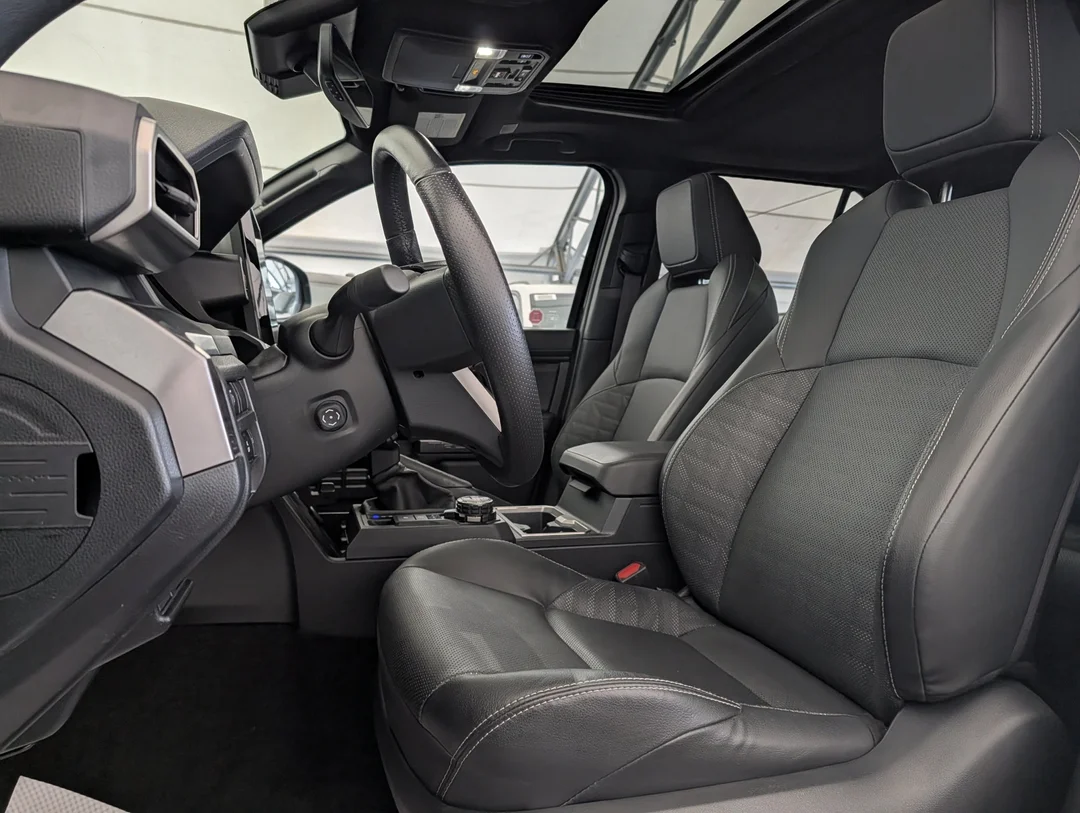 Used 2025  Toyota Hybrid - - 4x4 - 2.4L Turbo I-4 Hybrid - 275 HP - 3rd Row - Blind Spot - Adaptive Cruise & More! image 15