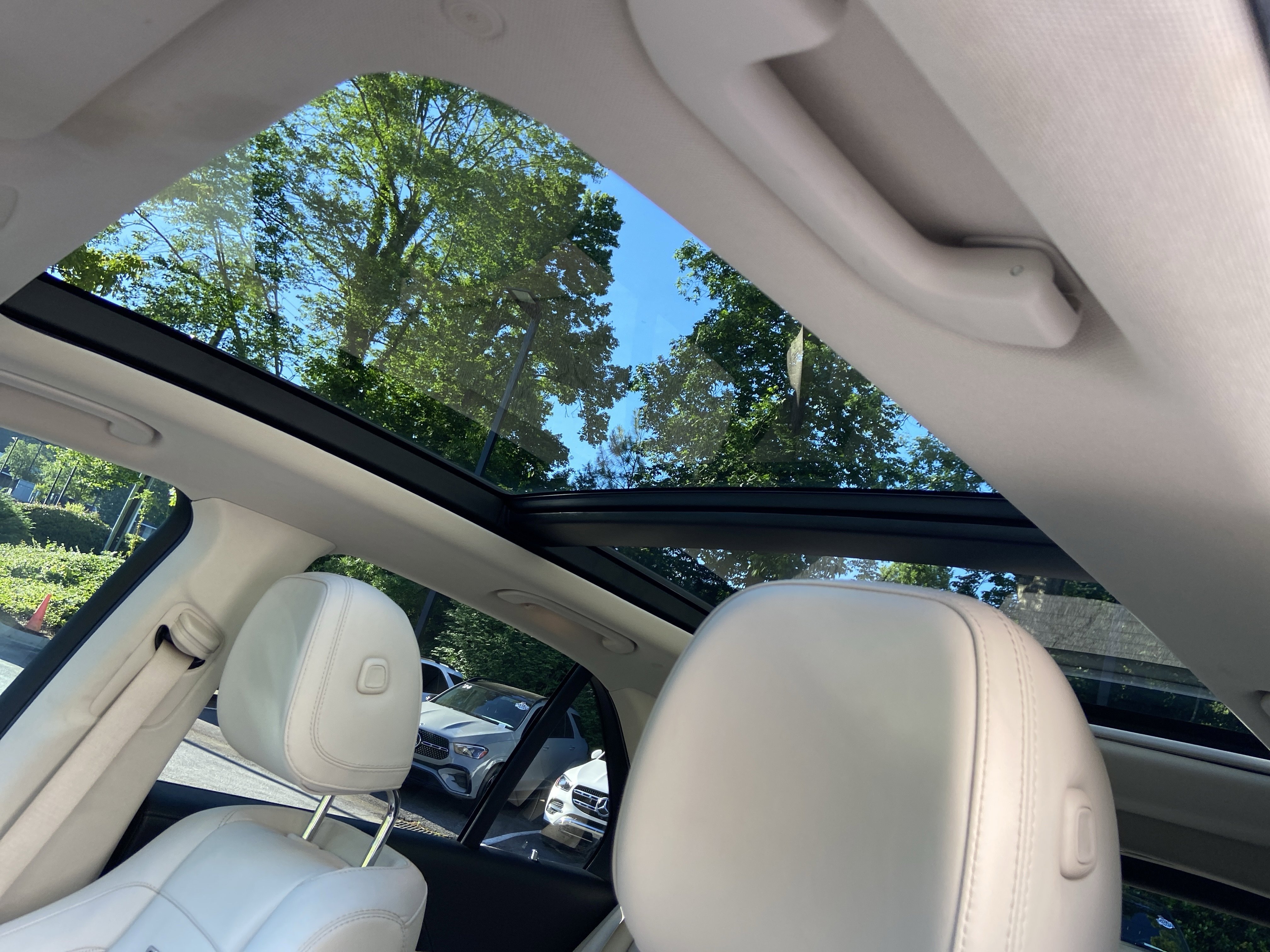 Certified Used 2021 Polar White Mercedes-Benz AMG® GLE 53 4MATIC® SUV image 23