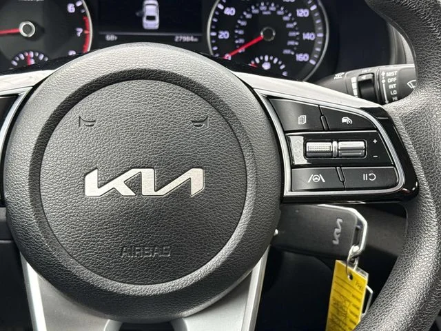 Used 2023 Black Kia LXS image 22