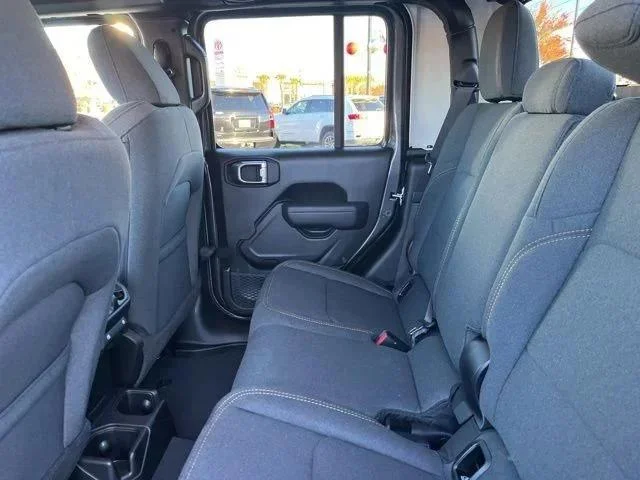 2026 Jeep Gladiator Sport S - Photo 11
