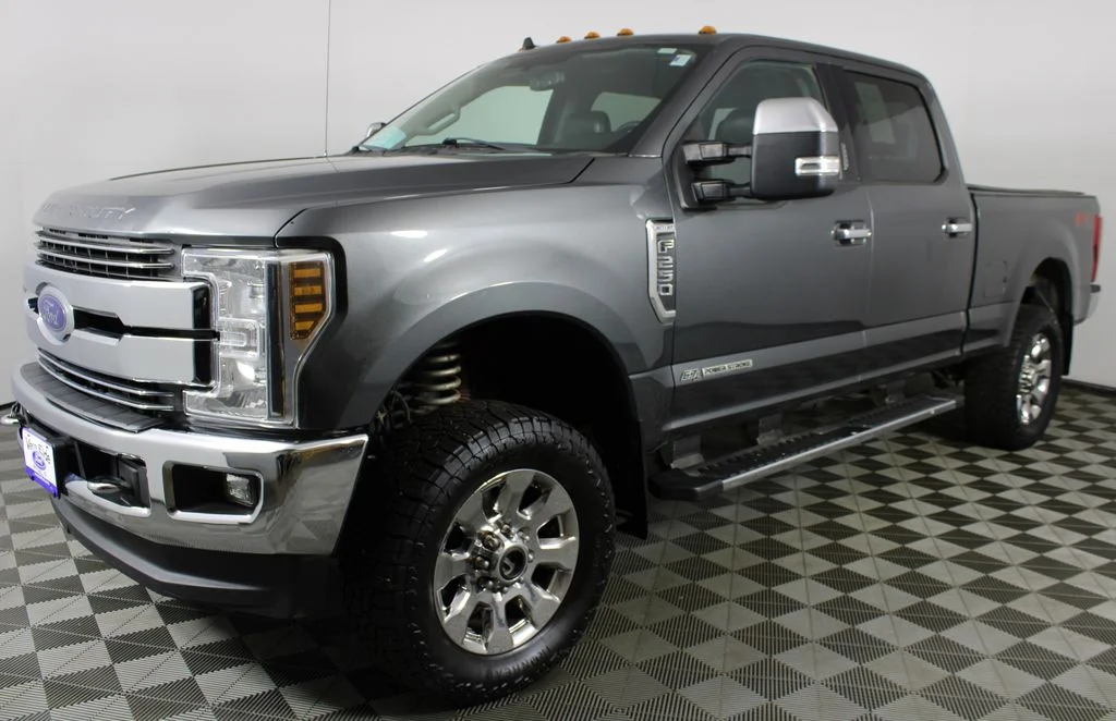 Used 2019 Gray Ford Lariat image 3