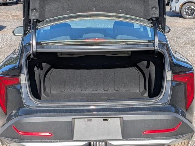 New 2026 Aurora Black Pearl Kia LX image 14