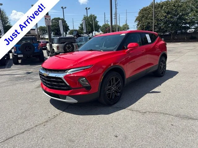 Used 2023 Red Chevrolet LT image 7