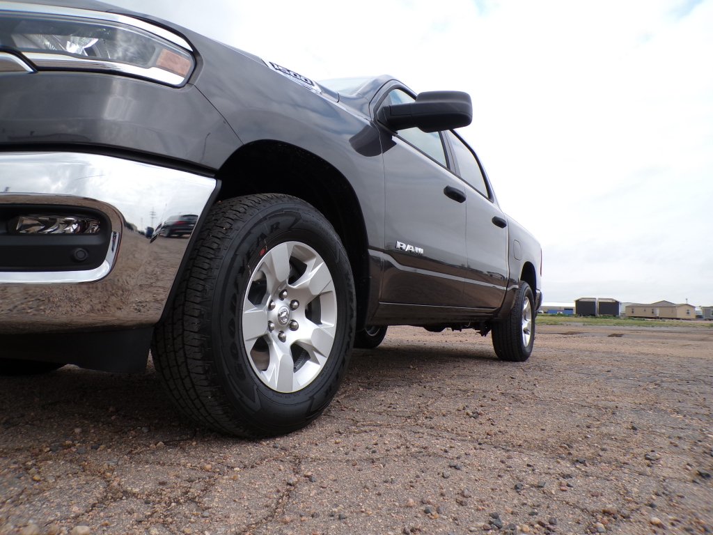 New 2026 Granite Crystal Metallic Clearcoat RAM Big Horn image 11