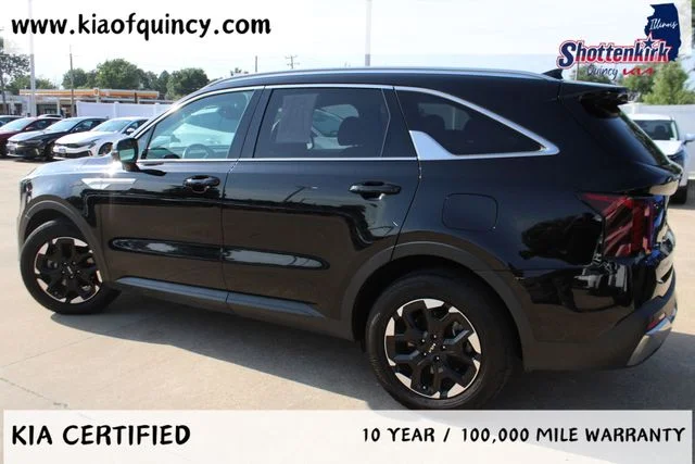 Used 2024 Black Kia S image 3