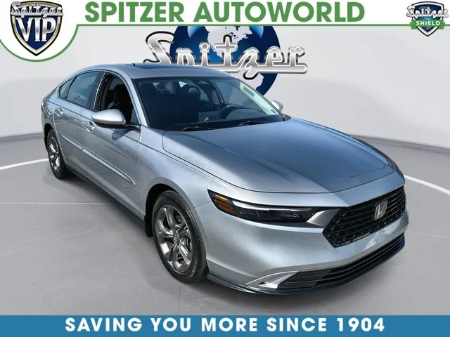 Used 2023  Honda EX image 1