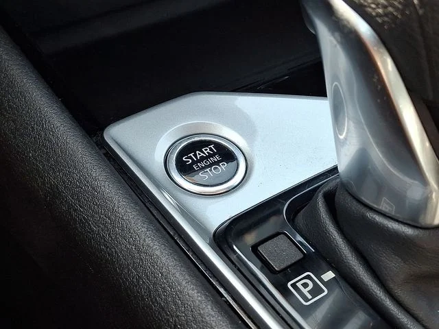 Used 2024 Brilliant Silver Metallic Nissan 2.5 SV image 24