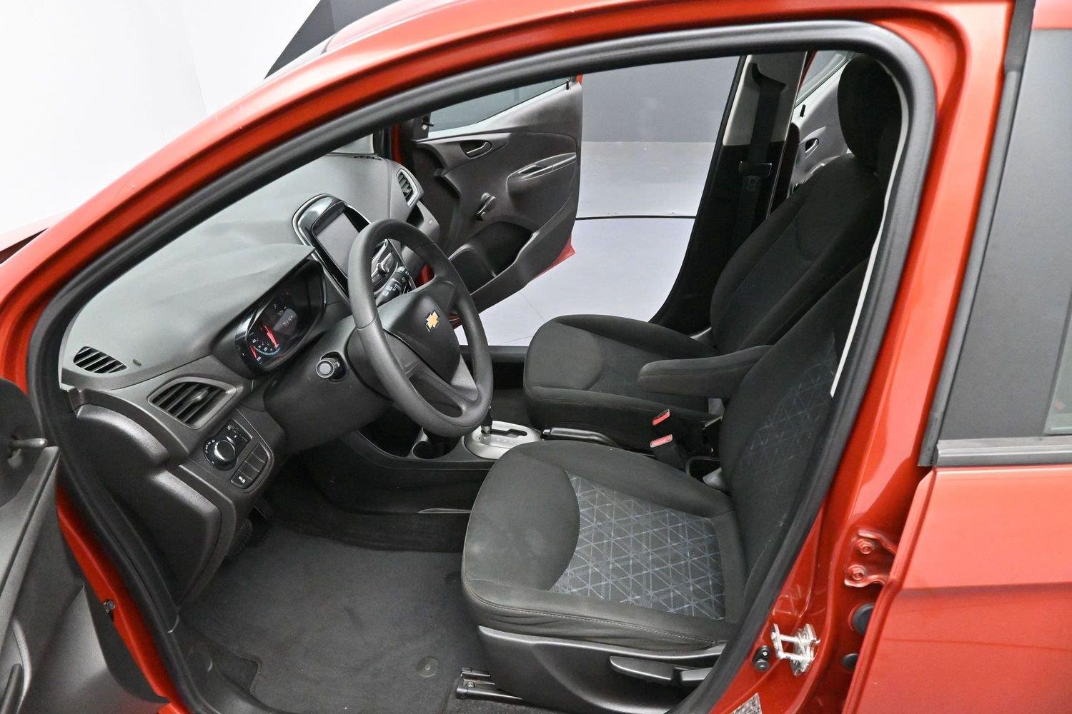 Used 2021 Metallic paint.) Chevrolet LS image 10